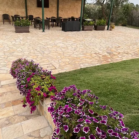 Couette-café Caranna Torre Lapillo