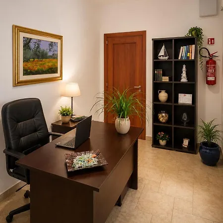 Caranna Bed & Breakfast Torre Lapillo