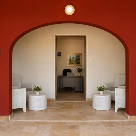 Caranna Bed & Breakfast